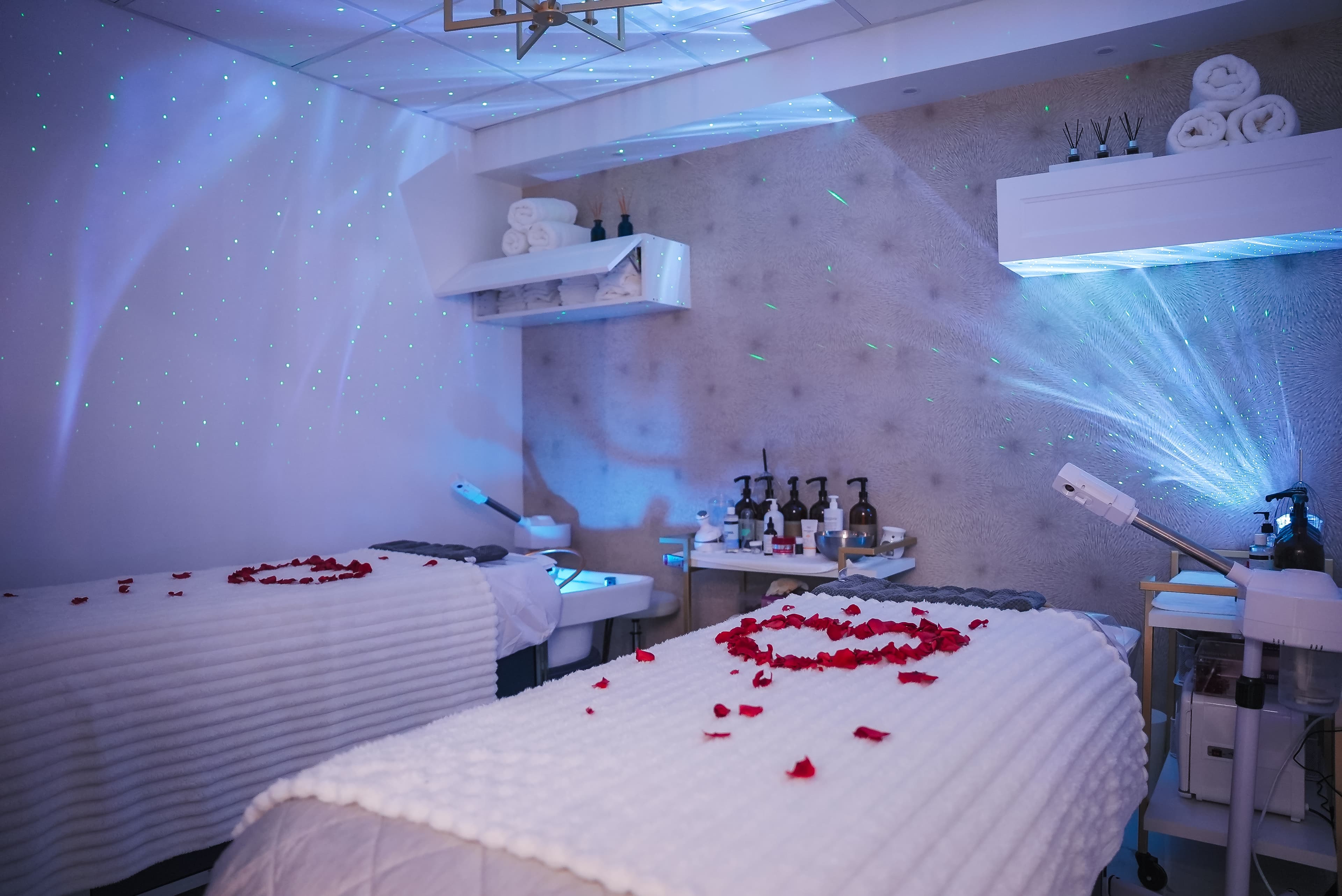 Private couples suite at Lavie Bella Head Spa in Artesia City Plaza